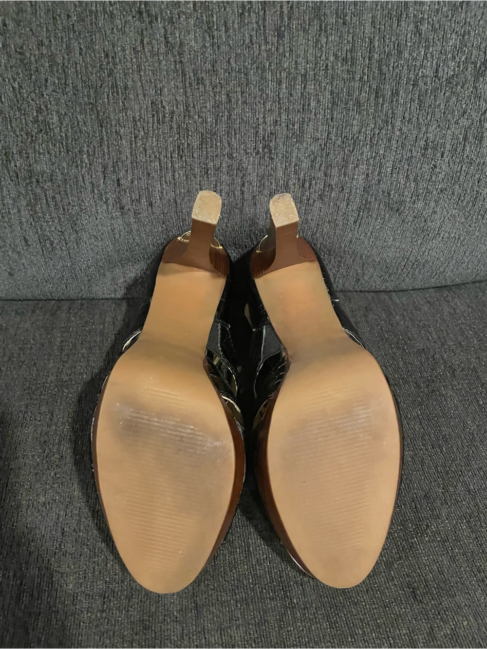 Michael Kors Women's Black Croc Leather Heels - Size 7 Worn One Time. - Picture 4 of 6